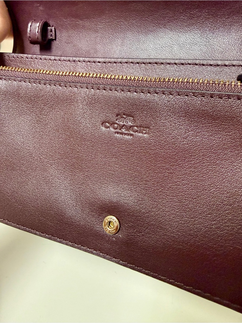 Coach Black Signature Embossed Patent Leather Crossbody Wallet Clutch - Picture 11 of 13
